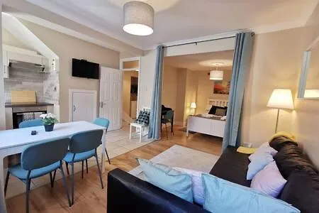 Private Patio Reliable Fast Wifi Apartman *