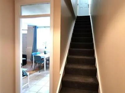 Private Patio Reliable Fast Wifi